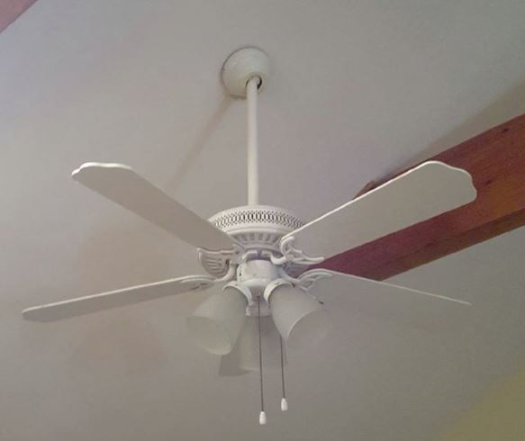 ceilingfan.JPG