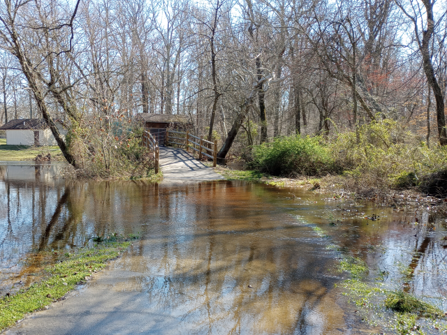 Medford water blocking footbridge.png