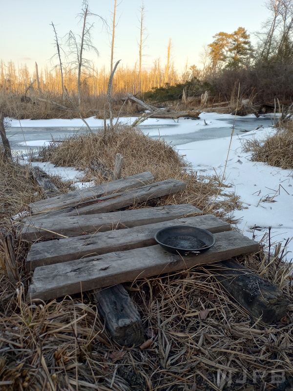 Pan_bit of foot bridge along Sleeper.jpg